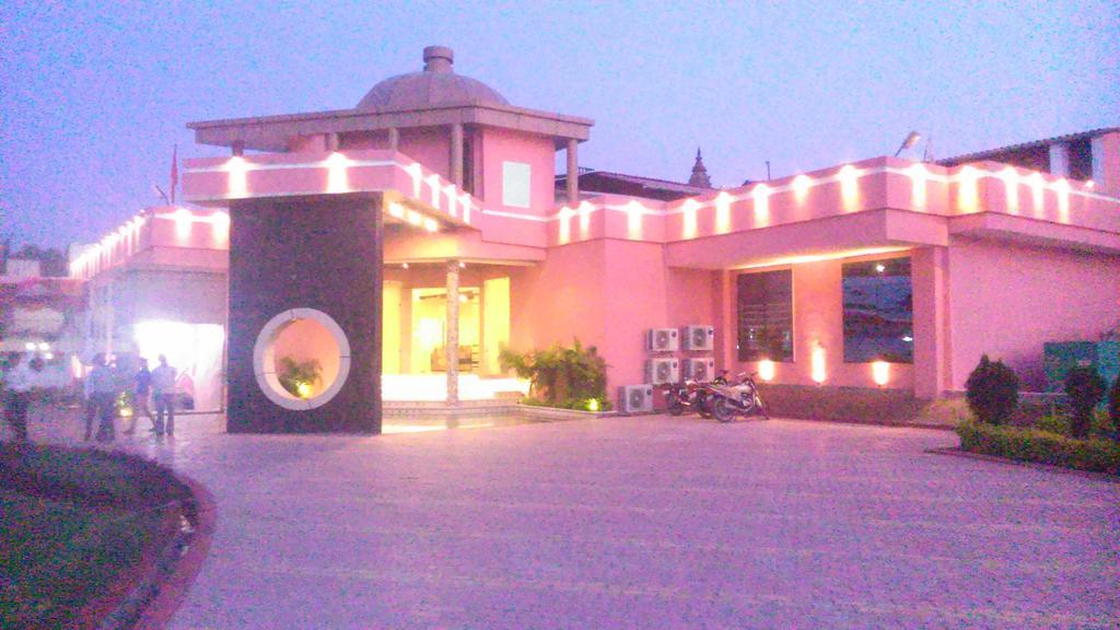 Hardik Resort Orchha Luaran gambar
