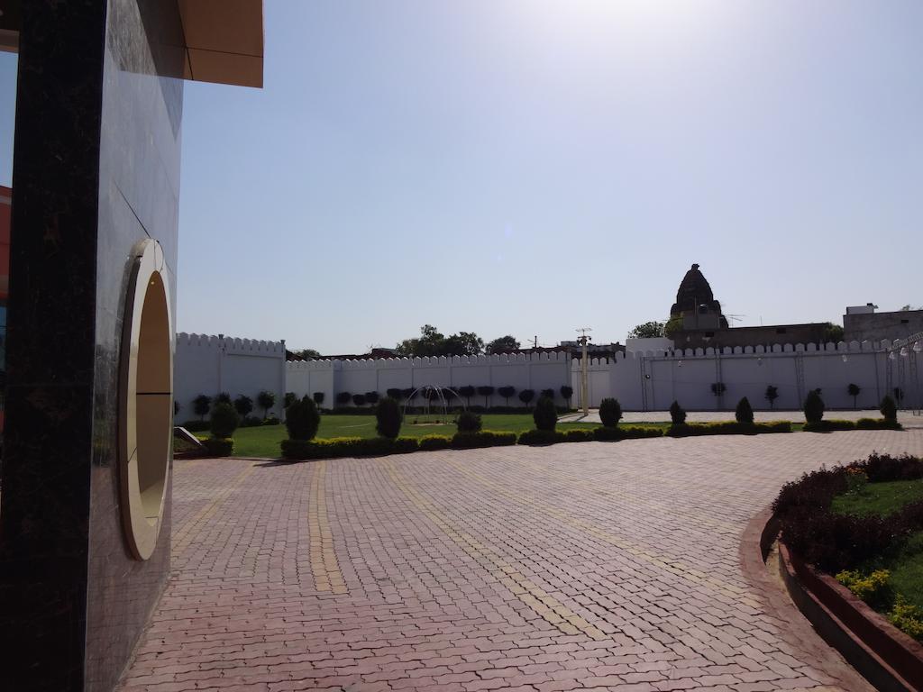 Hardik Resort Orchha Luaran gambar